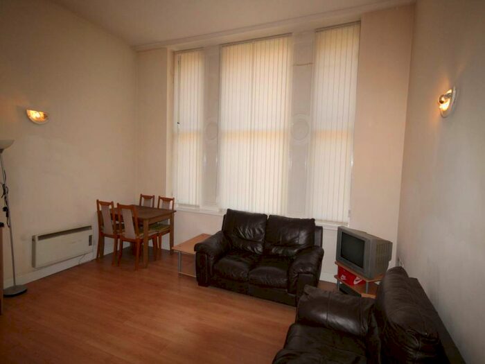 2 Bedroom Flat To Rent In Pearl Assurance House, Bank Street, Bradford, BD1