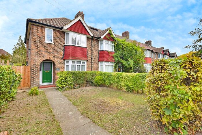 3 Bedroom Semi Detached House For Sale In Verdant Lane, London, SE6