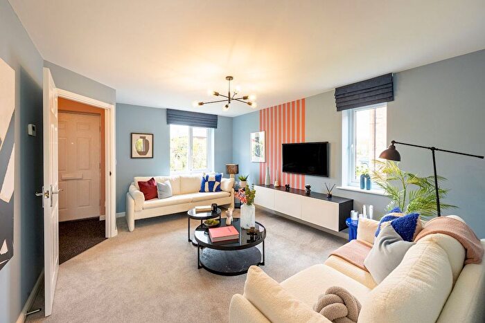 3 Bedroom Semi Detached House To Rent In Dickens Way, Kirkby In Ashfield, NG17