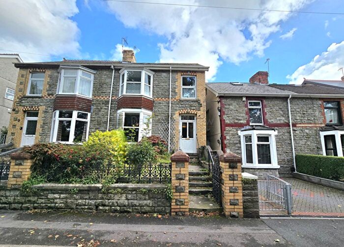 4 Bedroom Semi-Detached House For Sale In Ewenny Road, Bridgend, Bridgend County., CF31