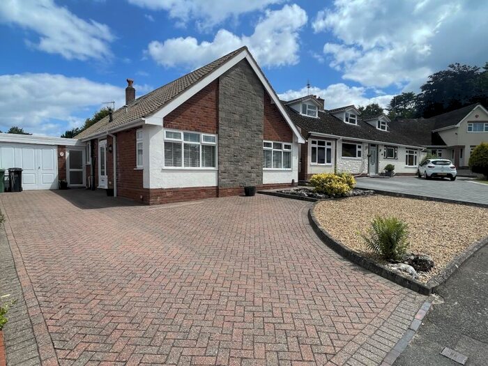 4 Bedroom Detached Bungalow For Sale In Norton - Osmaston Road, DY8