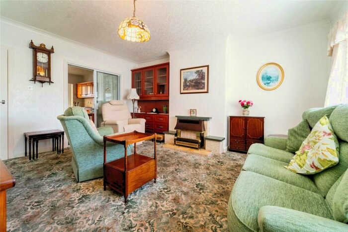 2 Bedroom Bungalow For Sale In Dyneley Avenue, Cliviger, Lancashire, BB10