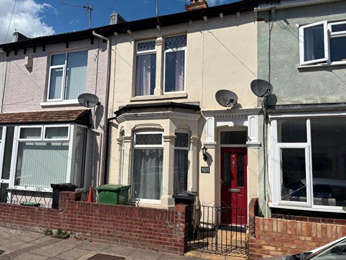 3 Bedroom Terraced House To Rent In Portchester Road, Portsmouth, PO2