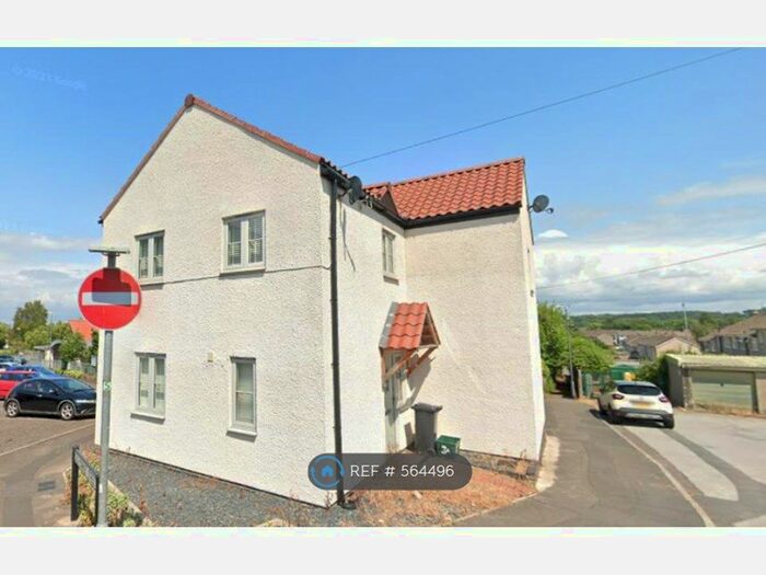 2 Bedroom Flat To Rent In Upper Bath Road, Thornbury, Bristol, BS35