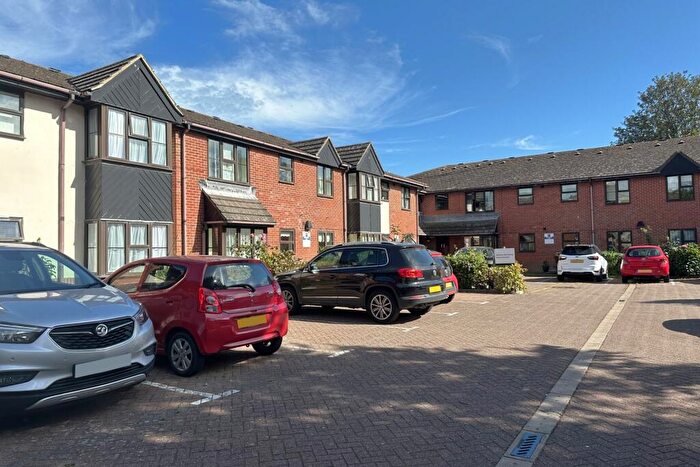 1 Bedroom Flat For Sale In Queen Street, Deal, CT14