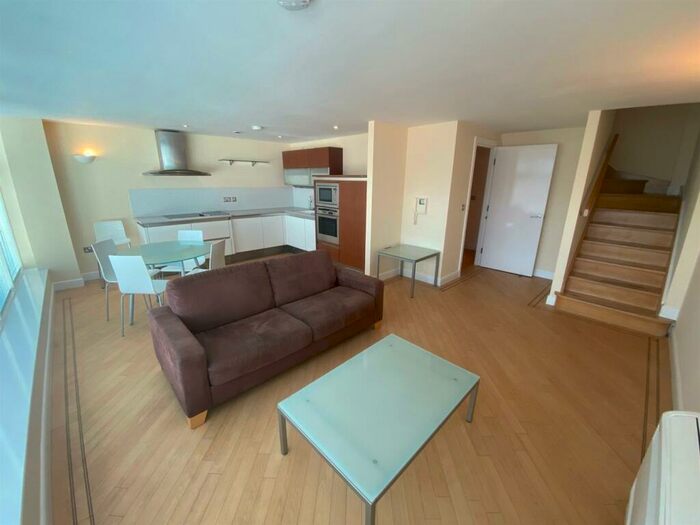 2 Bedroom Apartment To Rent In , Whitworth Street West, Manchester, W3