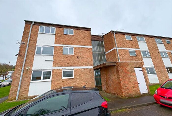 1 Bedroom Apartment For Sale In Willmott Close, Bristol, BS14