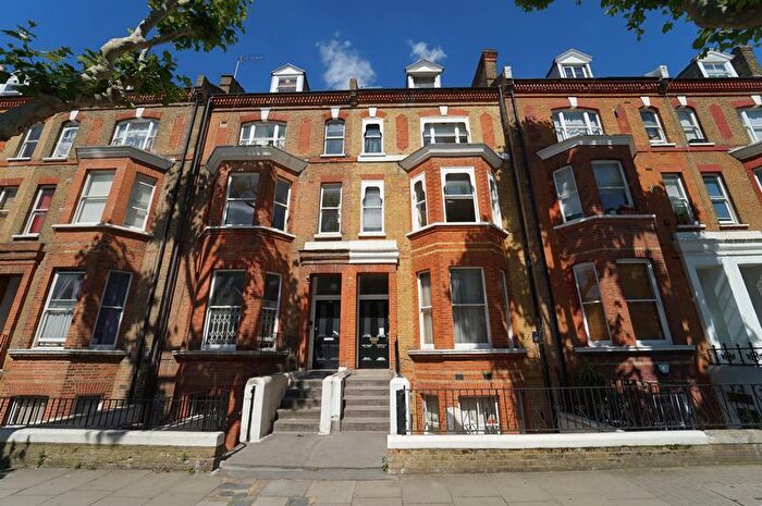 1 Bedroom Flat For Sale In Randolph Avenue, London, W9
