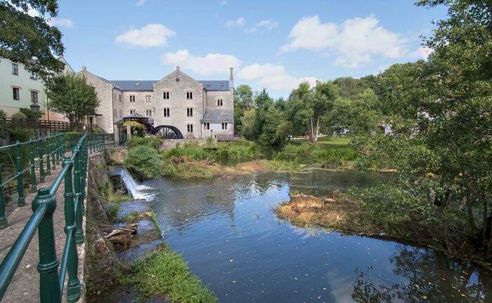 2 Bedroom Maisonette To Rent In Dapps Hill, Keynsham, BS31