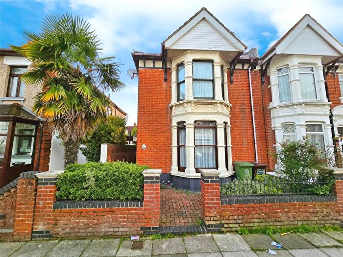 3 Bedroom End Of Terrace House For Sale In Ophir Road, Portsmouth, Hampshire, PO2