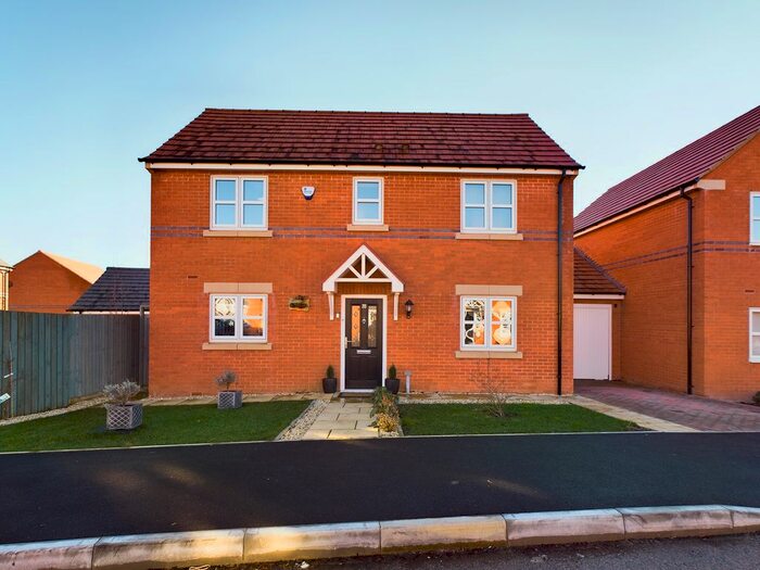 3 Bedroom Detached House To Rent In The Fox Hollies, Shirland, DE55