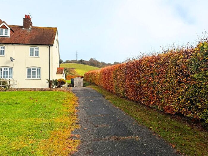 2 Bedroom Property To Rent In Big Allington Farm Cottages, Pilgrims Way, Hollingbourne, Kent, ME17