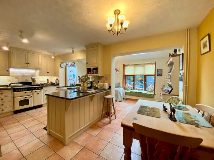 3 Bedroom House To Rent In The Hill, NR34