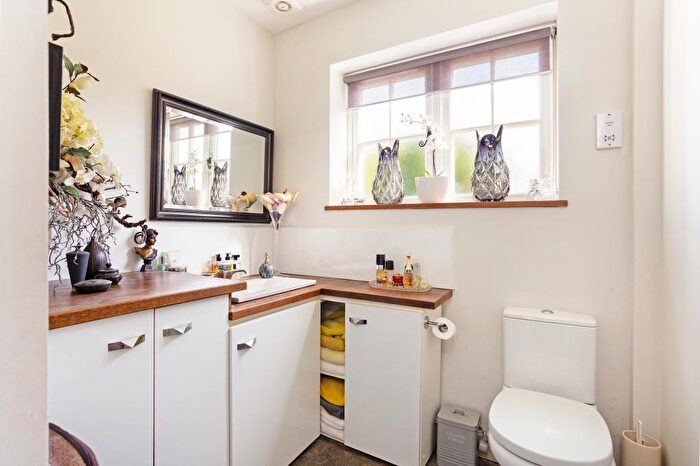 4 Bedroom Detached House For Sale In Holtwood, Wimborne, Dorset, BH21