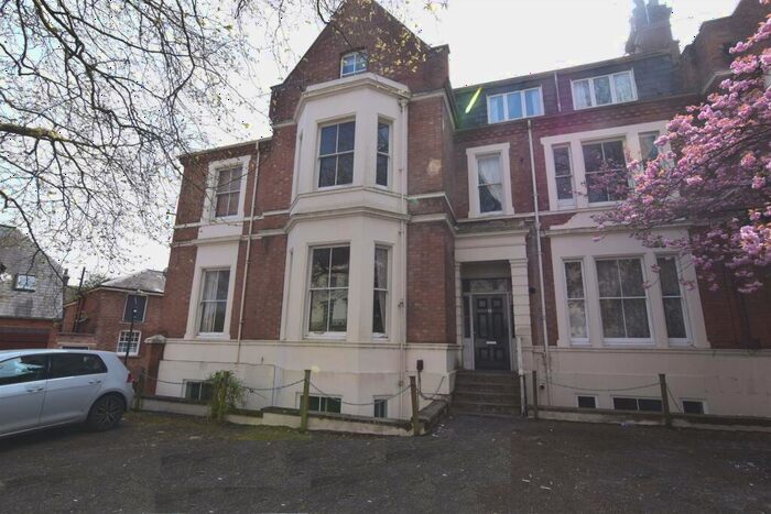 2 Bedroom Apartment To Rent In Warwick Place, Leamington Spa, CV32
