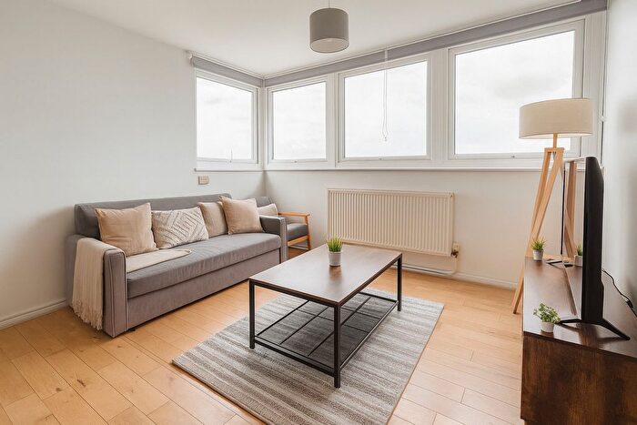 2 Bedroom Flat To Rent In Haberdasher Street, London, N1