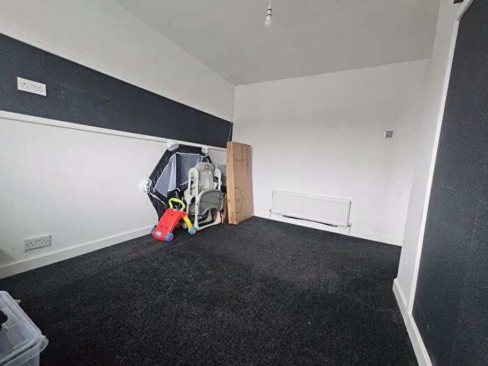 2 Bedroom End Of Terrace House For Sale In Booths Lane, Great Barr, Birmingham, B42