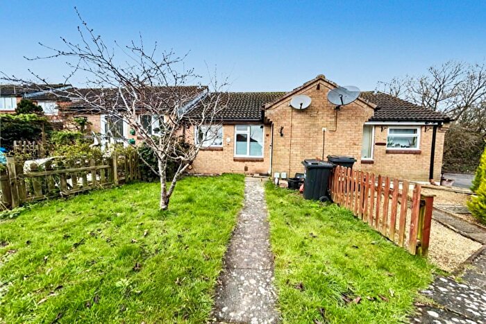 1 Bedroom Terraced Bungalow For Sale In Denbeck Wood, Eastleaze, Swindon, SN5