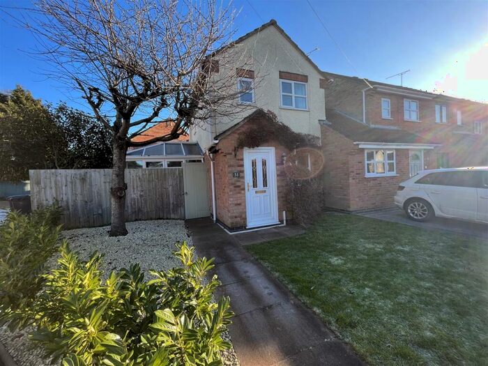 2 Bedroom Semi-Detached House To Rent In Woodbank, Burbage, Hinckley, LE10