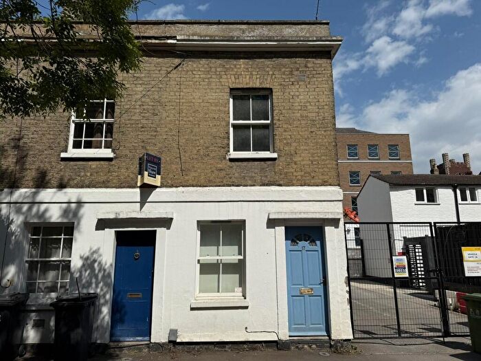 2 Bedroom End Of Terrace House To Rent In George Iv Street, Cambridge, CB2