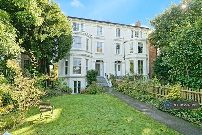 Studio To Rent In South Bank Terrace, Surbiton, KT6