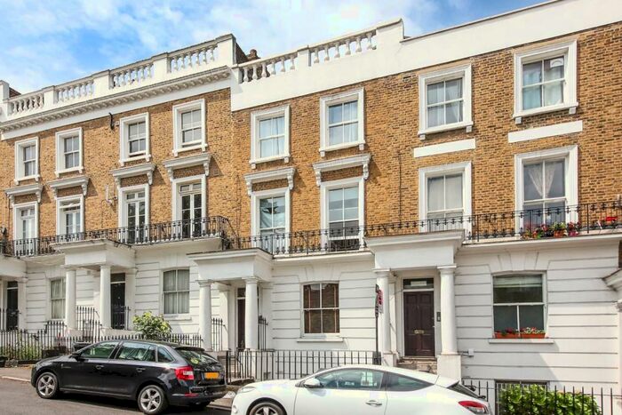 2 Bedroom Apartment To Rent In Gipsy Hill, Upper Norwood, London, SE19