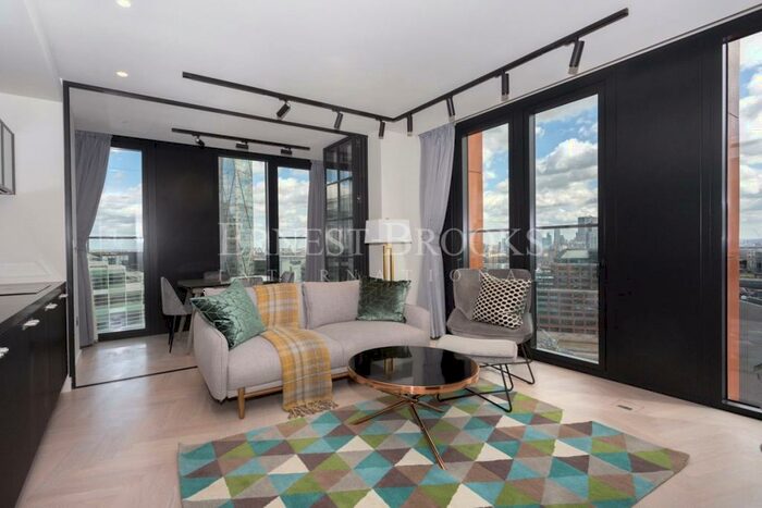 2 Bedroom Apartment To Rent In One Crown Place, Wilson Street, Hackney, EC2A