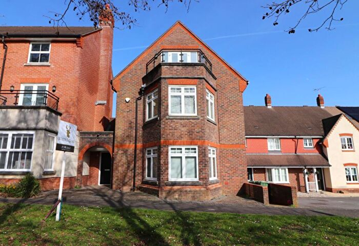 5 Bedroom Detached House For Sale In Jarvis Fields, Bursledon, SO31