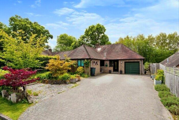 4 Bedroom Detached House To Rent In Oakland Drive, Robertsbridge, TN32