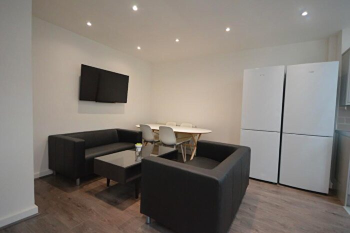 1 Bedroom House To Rent In Molyneux Road, Liverpool, L6