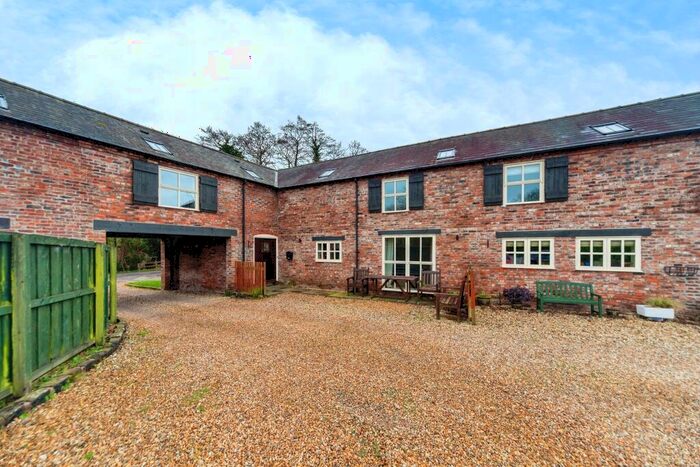 4 Bedroom Mews For Sale In Little Erlas Barns, Elas Lane, Wrexham, LL13