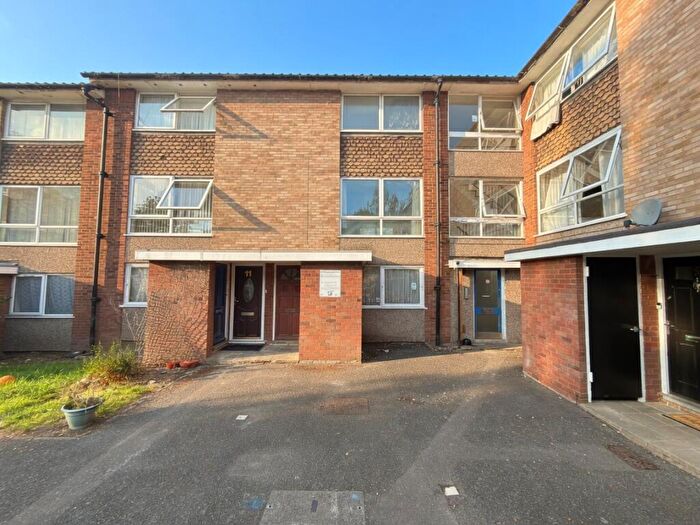 2 Bedroom Flat For Sale In Flat Cheriton Court, Selhurst Road, London, SE25