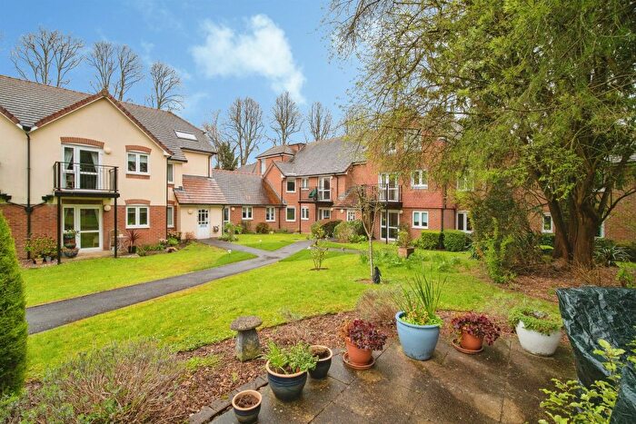 1 Bedroom Flat For Sale In Culliford Road North, Dorchester, DT1