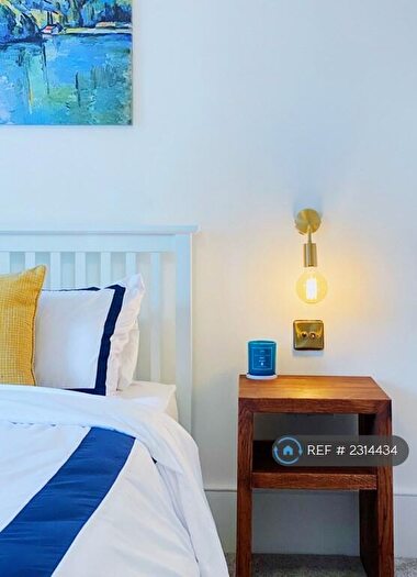 Studio To Rent In Welby Street, London, SE5