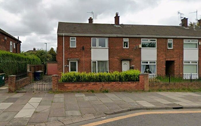3 Bedroom Semi-Detached House To Rent In Normanby Road, Normanby, TS6