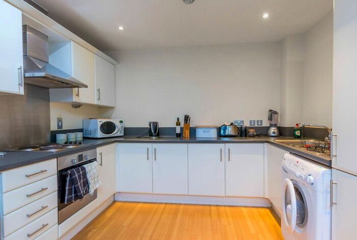 1 Bedroom Flat To Rent In Chapter Way, Colliers Wood, London, SW19