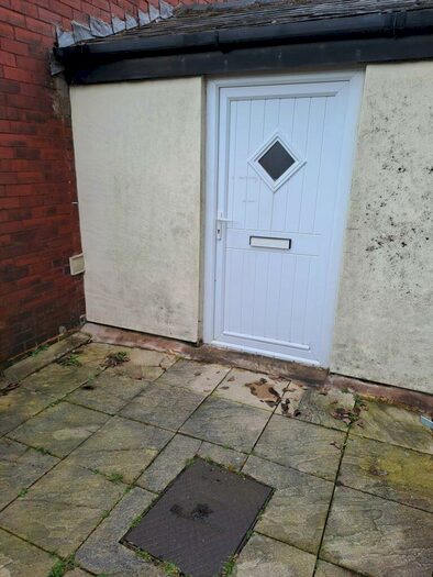 2 Bedroom Apartment To Rent In Whalley New Road, First Floor Flat, BB1