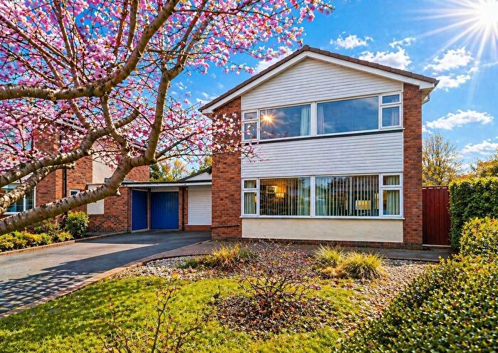 4 Bedroom Detached House For Sale In St. Albans Drive, Nantwich, Cheshire, CW5