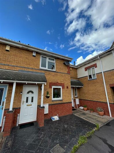 2 Bedroom House To Rent In Spring Meadow, Tipton, DY4