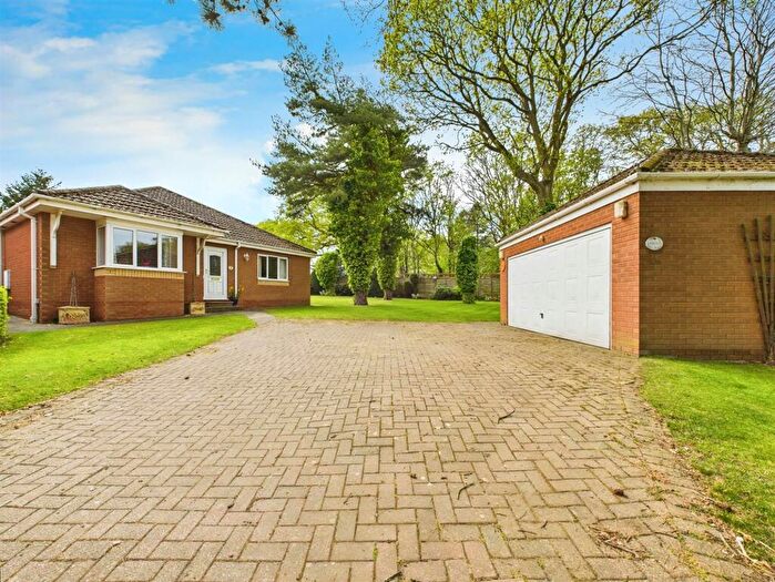 2 Bedroom Detached Bungalow For Sale In Fletcher Way, Cromer, NR27