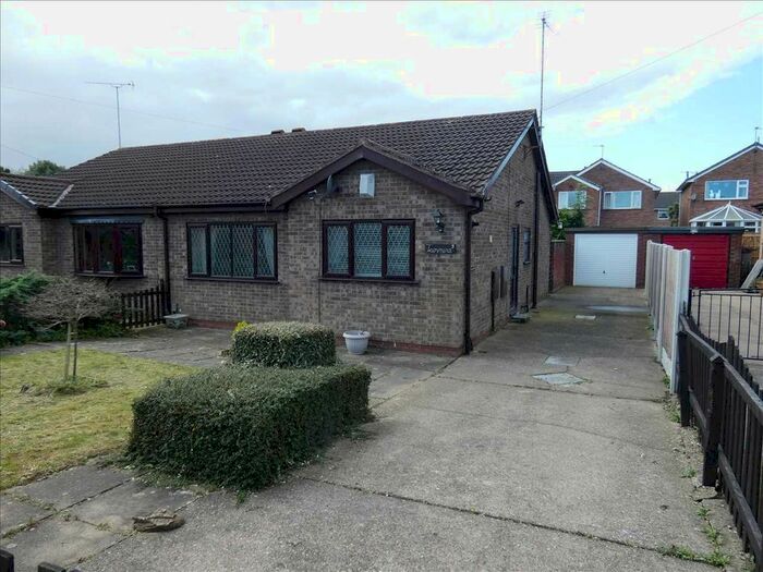 2 Bedroom Semi-Detached Bungalow To Rent In Laxton Grove, Bottesford, Scunthorpe, DN16