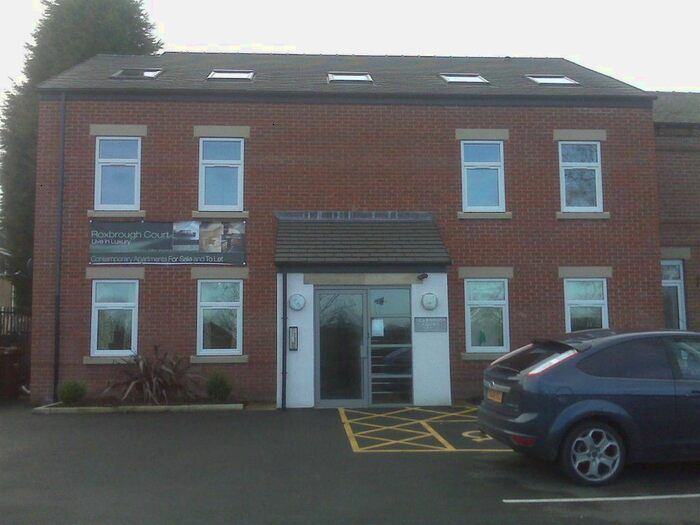 2 Bedroom Flat To Rent In Brookdale Avenue, Ossett, WF5