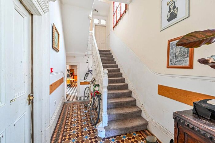 7 Bedroom End Of Terrace House For Sale In Tytherton Road, Tufnell Park, London, N19