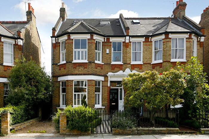 4 Bedroom Semi-Detached House To Rent In Princes Road, London, SW19