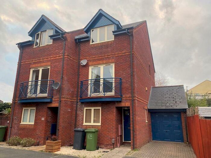 4 Bedroom Semi-Detached House To Rent In Close To The Quayside, EX2