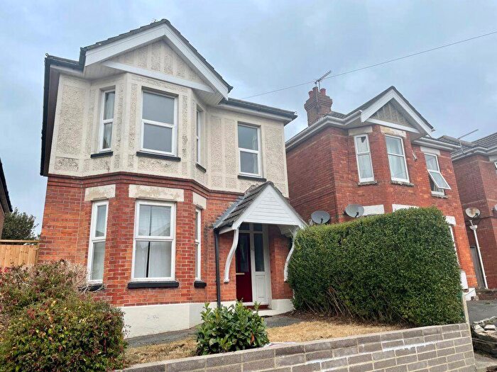 5 Bedroom House To Rent In Student Five Double Bedroom, Winton (), P02