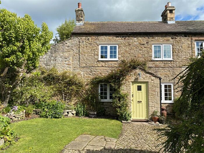 3 Bedroom Character Property For Sale In Barningham, Richmond, DL11