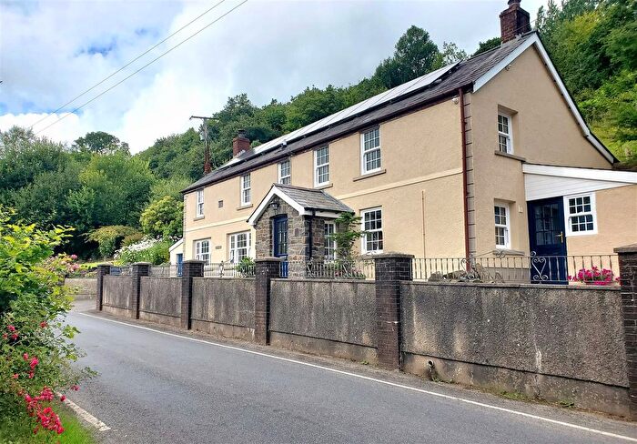 3 Bedroom Farm For Sale In Capel Dewi, Llandysul, SA44