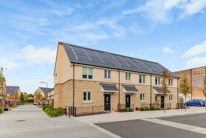 2 Bedroom Semi-Detached House To Rent In Charlotte Avenue, Bicester, OX27