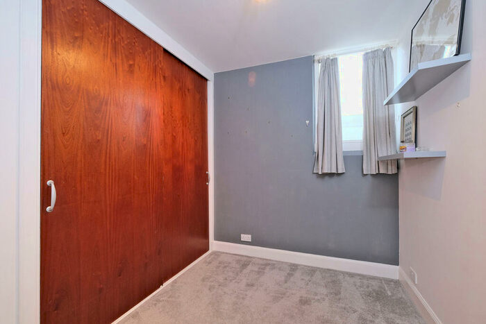 2 Bedroom Flat For Sale In George Street, Aberdeen, AB25